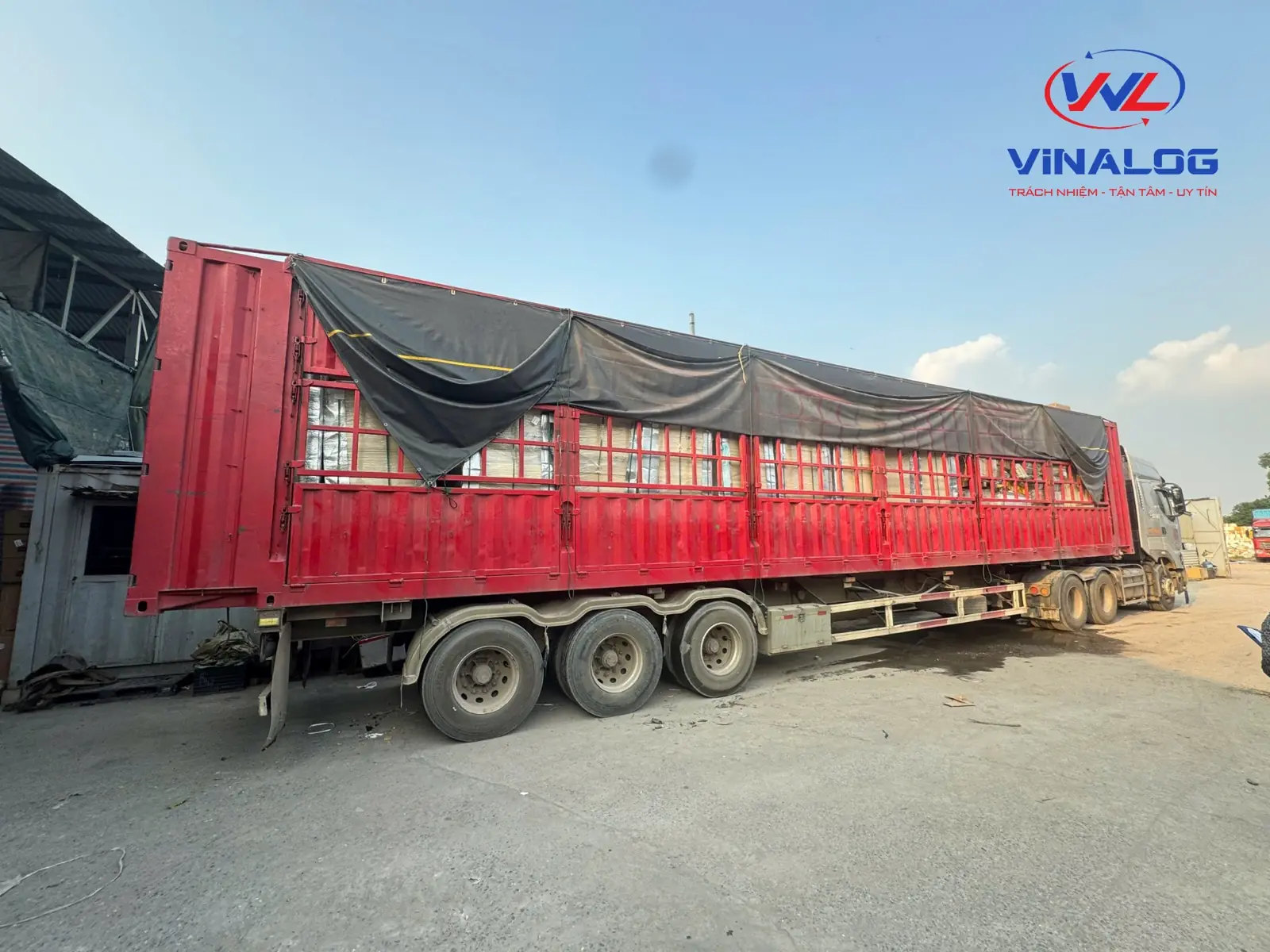 Xe container VINALOG