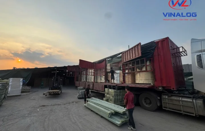 Vận chuyển chính ngạch đường bộ